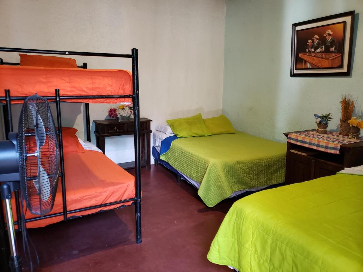 Parrot House Bed & Breakfast Antigua Exterior photo